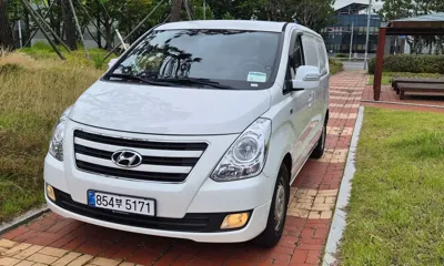 Hyundai Starex
