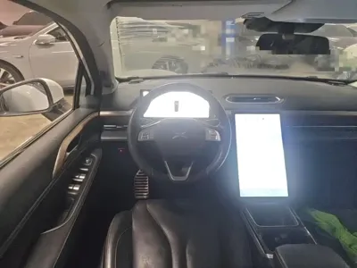 Xpeng P5