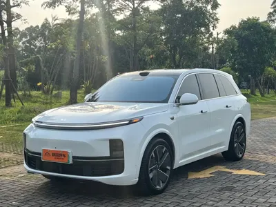 Li Auto Li L8