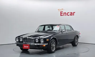 Jaguar XJ-6