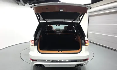 Lincoln Aviator