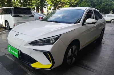 Dongfeng Aeolus E70