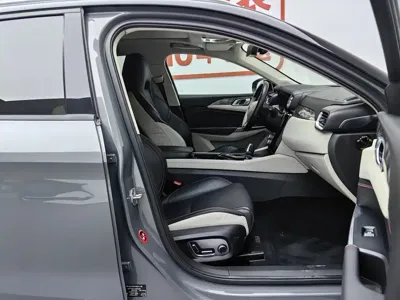 Lynk & Co 02