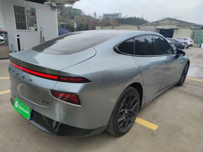 Xpeng P7