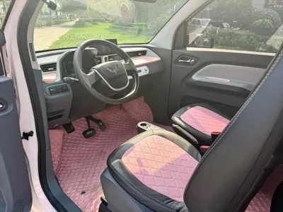 Wuling MINIEV