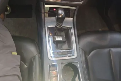 Roewe i6