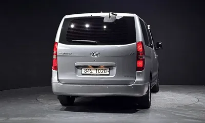 Hyundai Starex