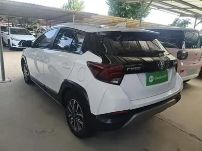 Toyota Yaris L