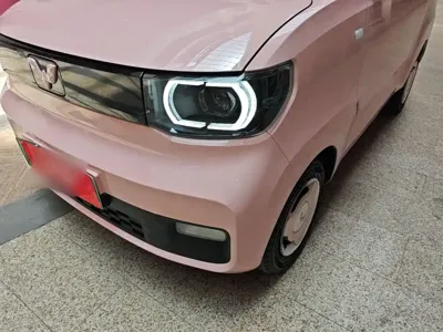 Wuling MINIEV