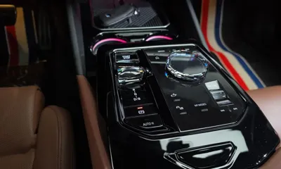 BMW i5