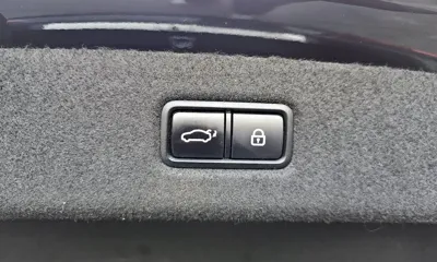 Genesis EQ900