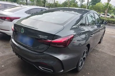 MG 5
