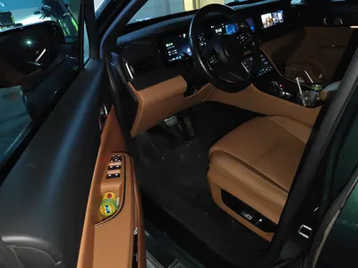 Li Auto ONE