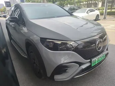 Mercedes-Benz EQE SUV