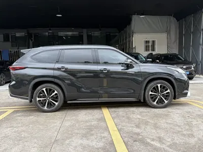 Toyota Crown Kluger