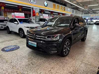 Volkswagen Tharu