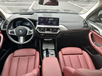BMW iX3
