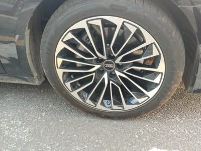 Audi A7L