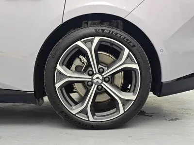 Nio ET5