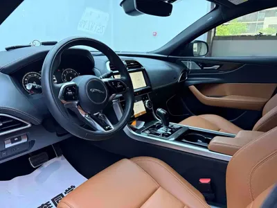 Jaguar XEL