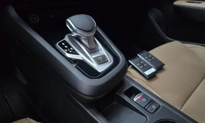 Renault-KoreaSamsung Arkana