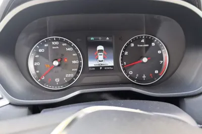 Roewe i5