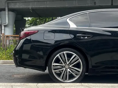 Infiniti Q50L