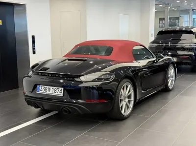 Porsche 718