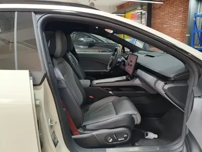 Zeekr 极氪007GT