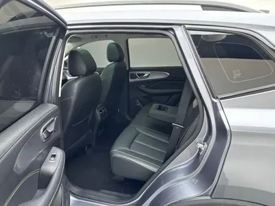 Roewe RX5