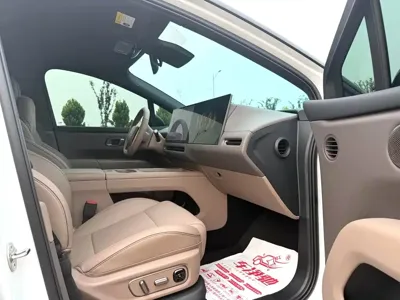 Li Auto 理想i6