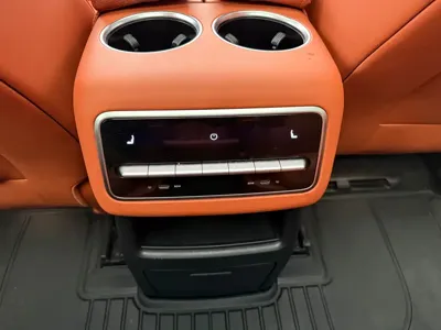Li Auto Li L8