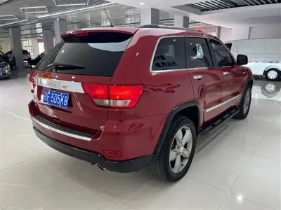 Jeep Grand Cherokee (Import)