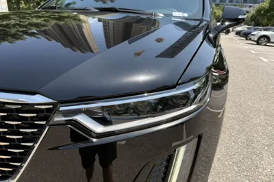 Cadillac XT6