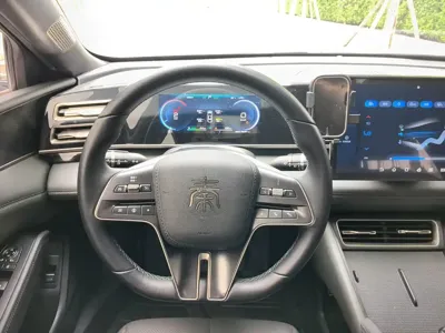 BYD Qin L