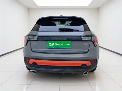 Lynk & Co 02