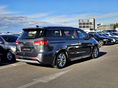 Kia Canival