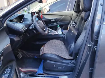 Peugeot 4008
