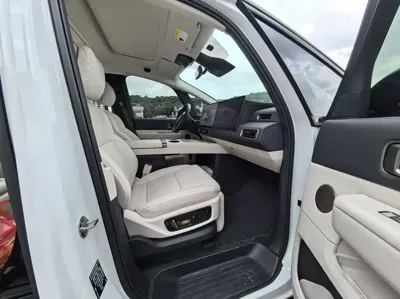 Li Auto Li MEGA