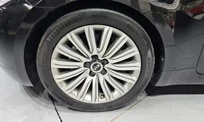 Kia K9
