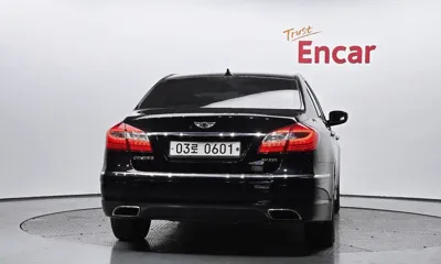Hyundai Genesis