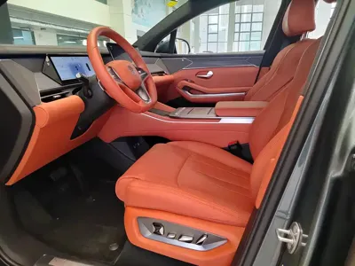 BYD 唐L