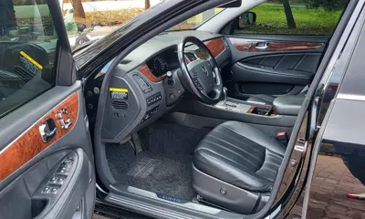 Hyundai Equus