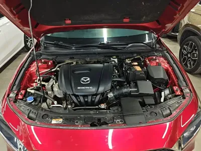 Mazda 3 Axela