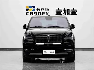 Lincoln Navigator