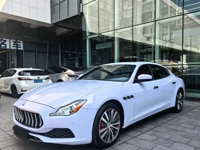 Maserati Quattroporte