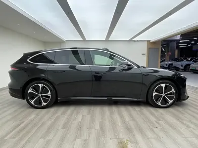 Nio ET5T