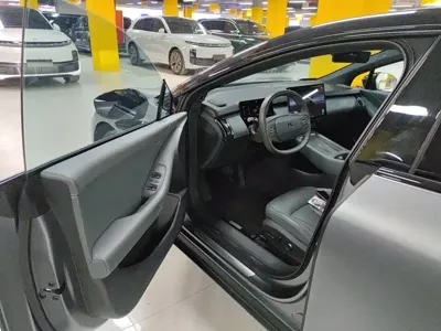 Xpeng P7+