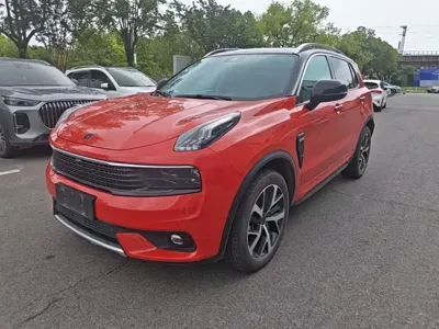 Lynk & Co 01