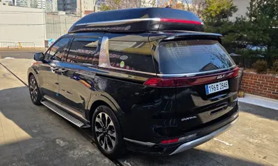 Kia Canival